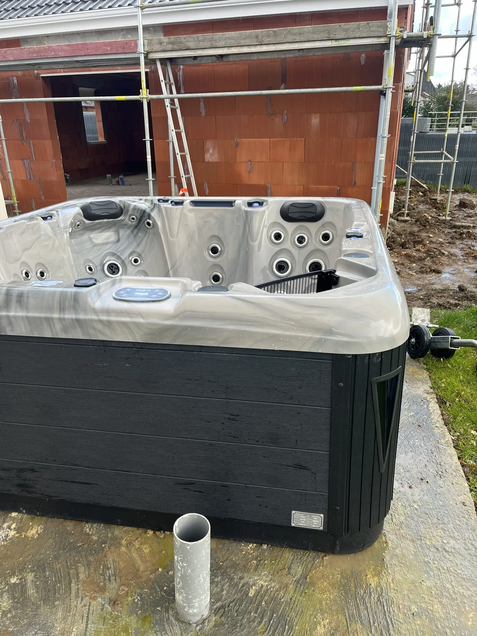 Image installateur spa jacuzzi 2 installateur spa 25
